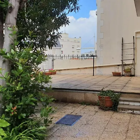 Nice Apartment With Veranda Near The Beach Biarritz